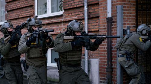 Greyzone  No Way Out Zugriff   ZDFneo