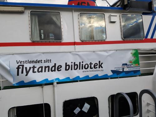 Bücherboot in Ålesund © Wolfgang Sander 2018
