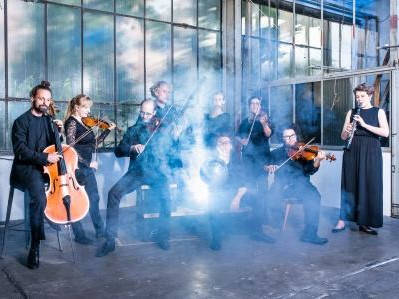 Orchester im Treppenhaus © Moritz Kuestner